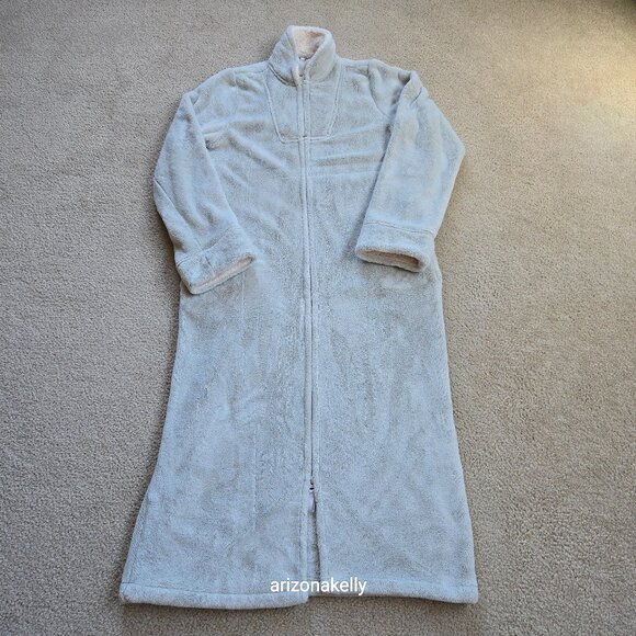 L.L. Bean Other - NWT L.L. Bean Wicked Plush Zip Robe XS